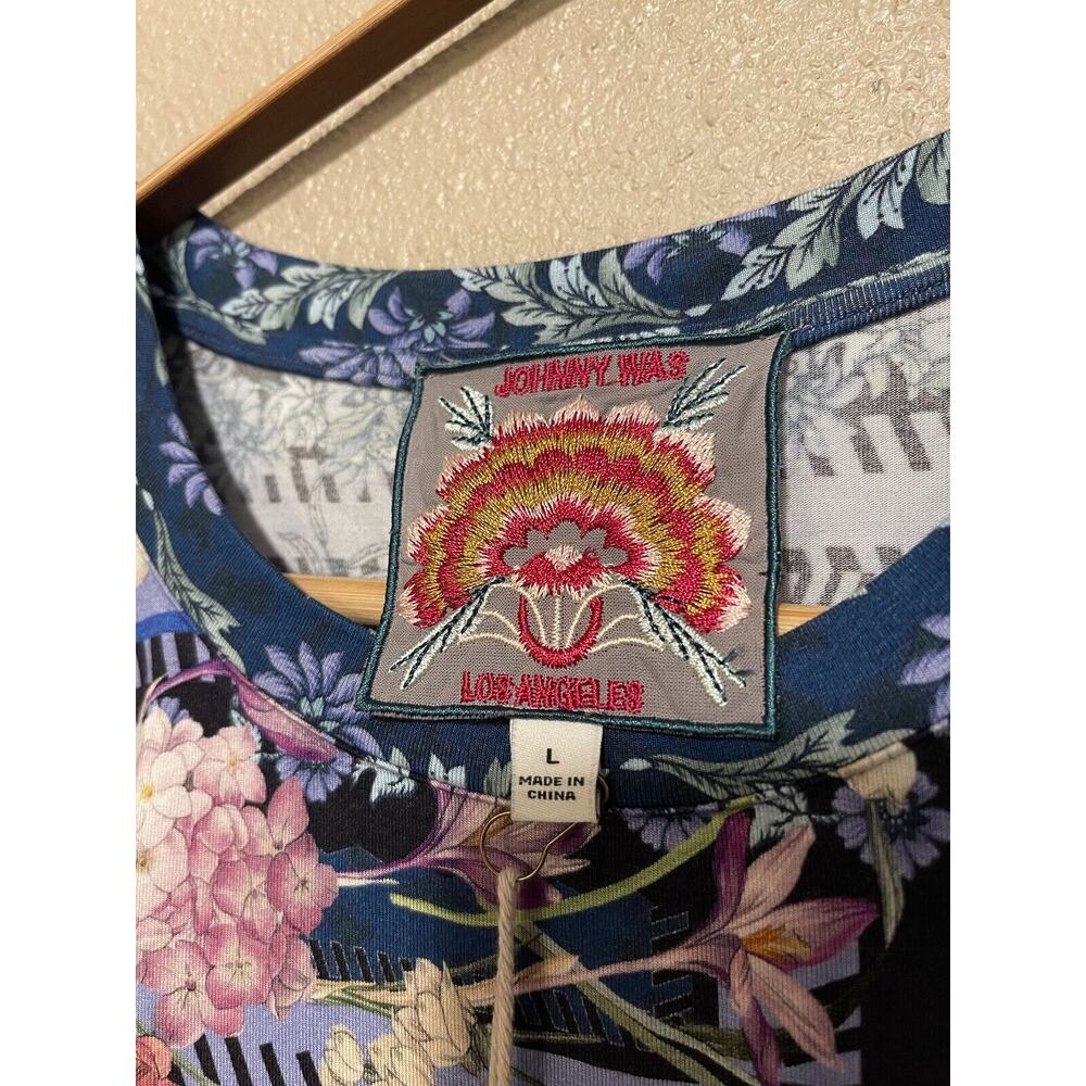 Johnny Was Revive Floral Tee size Large - Picture 4 of 12